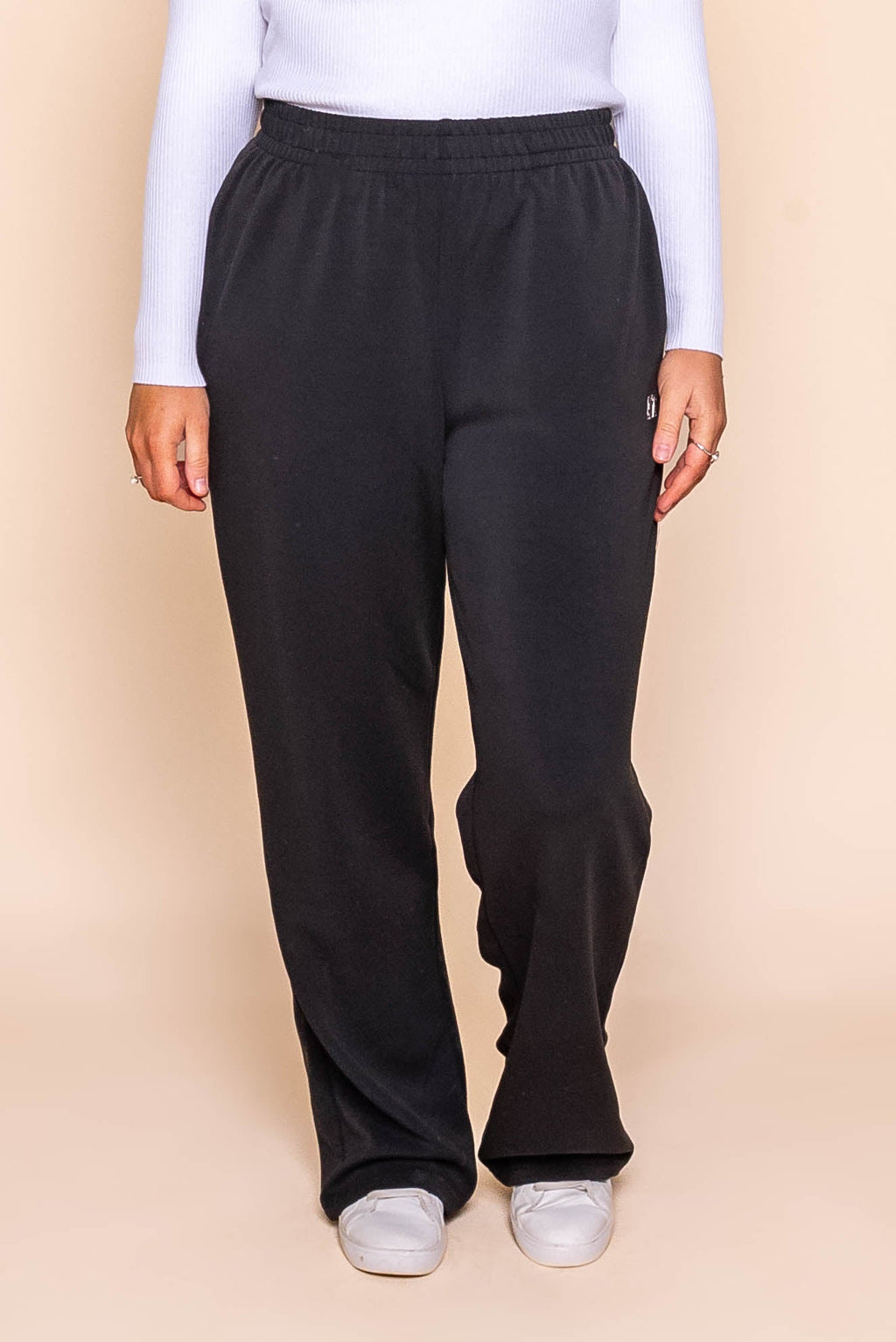 Luxe Active Pants in Black - All About Eve