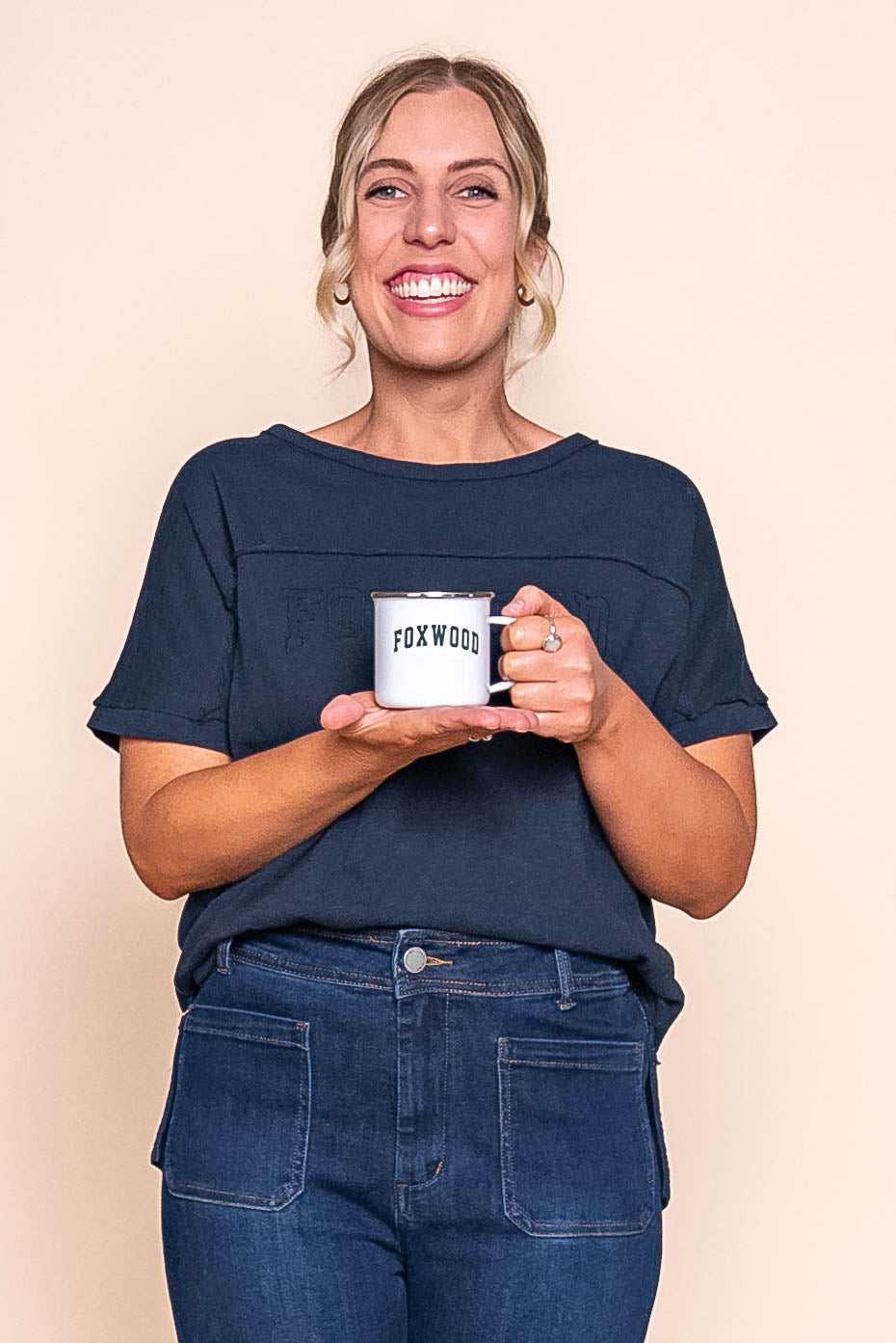 Enamel Mug in White - Foxwood