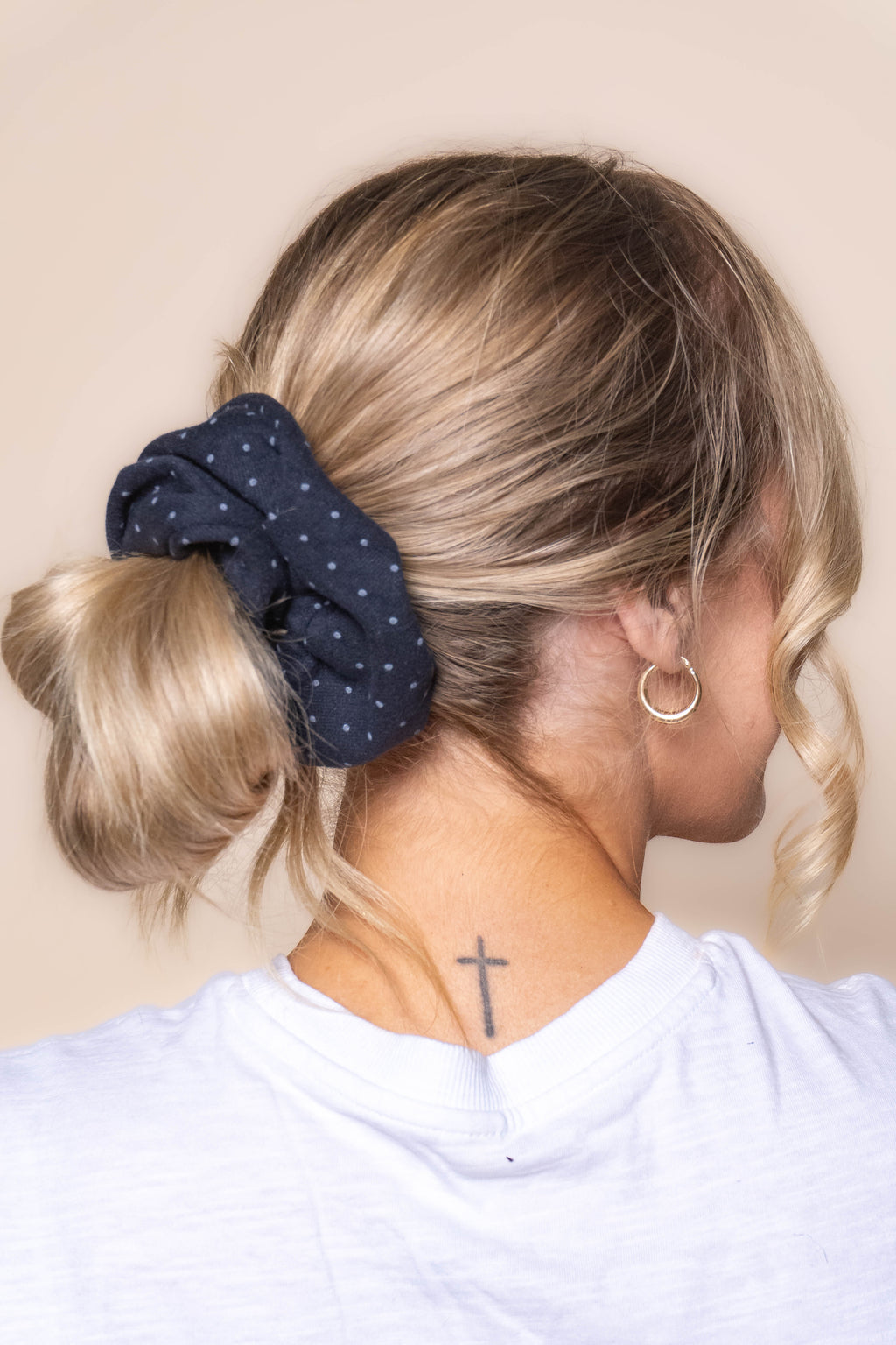 Lenny Scrunchie in Navy