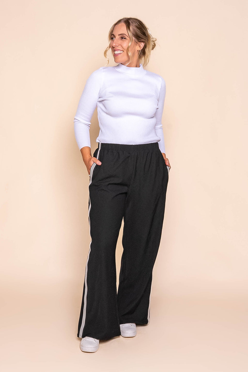 Lina Pants in Black - All About Eve