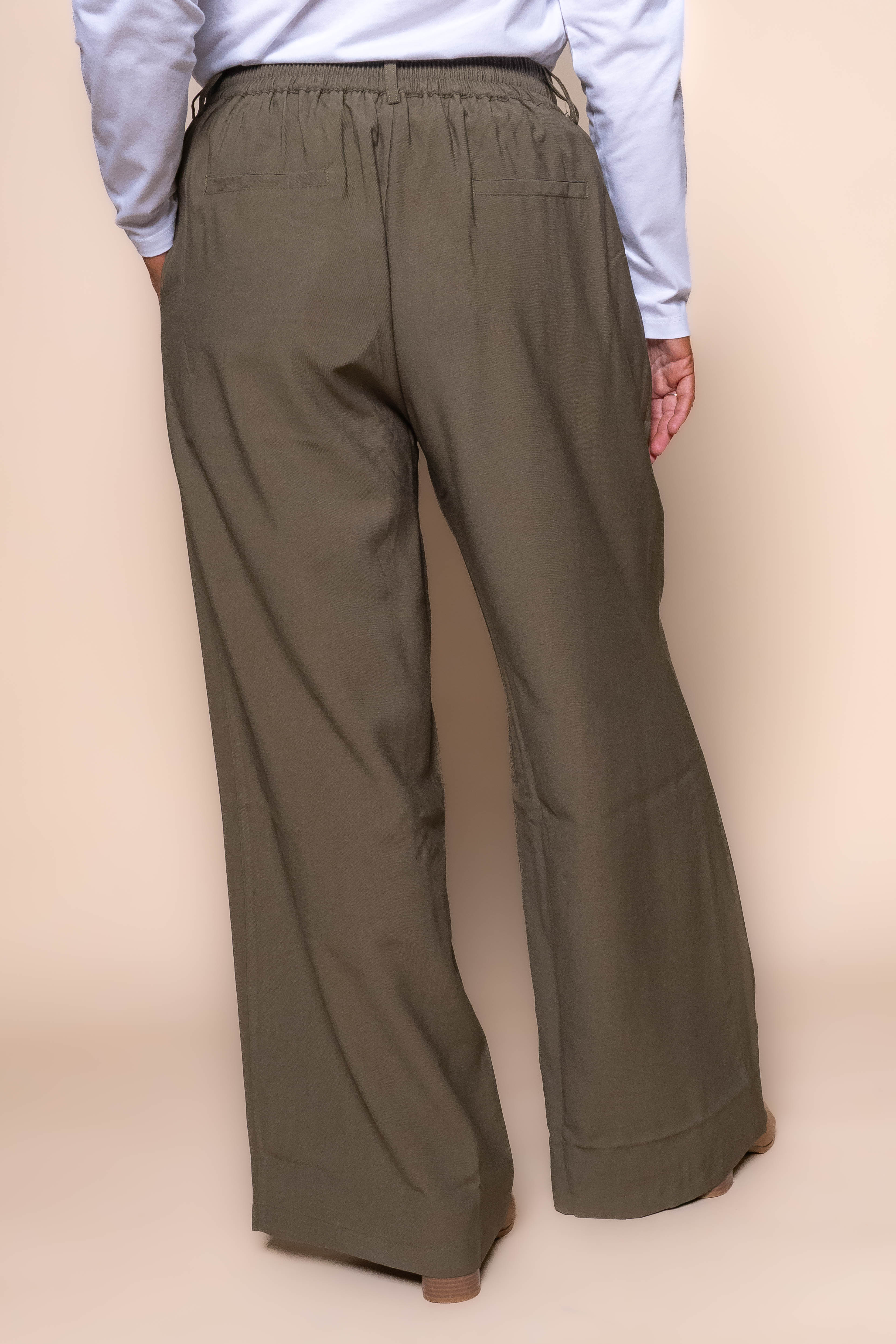 Maisie Pants in Khaki