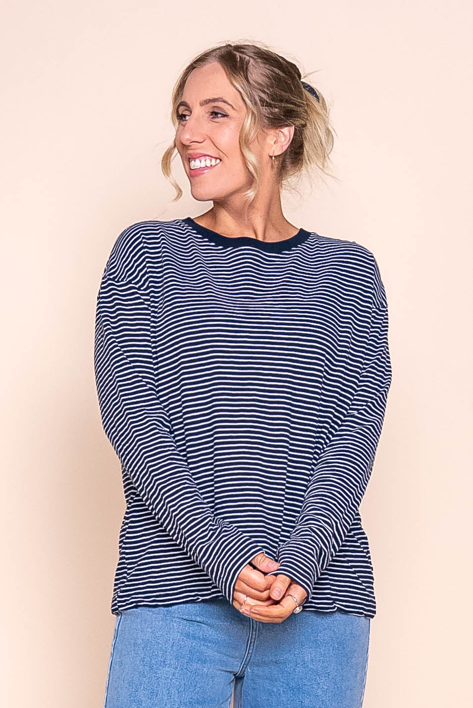 Hutch L/S Tee in Navy/White Stripe - Foxwood