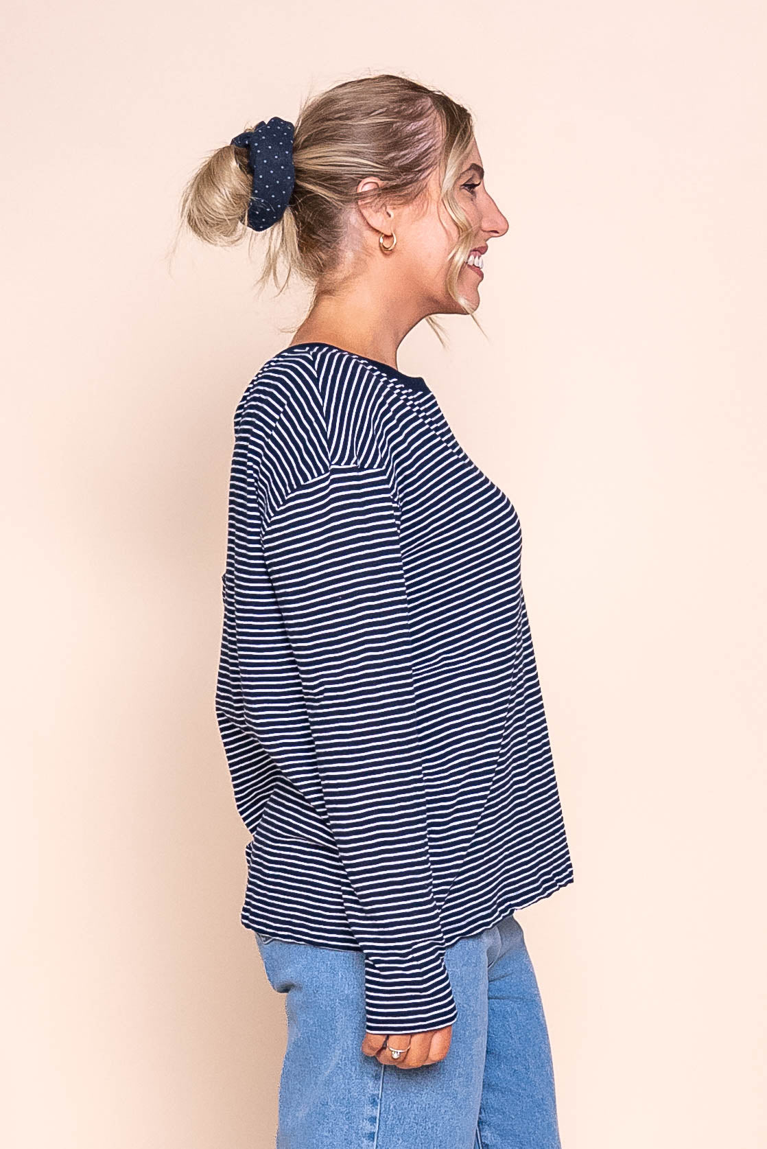 Hutch L/S Tee in Navy/White Stripe - Foxwood