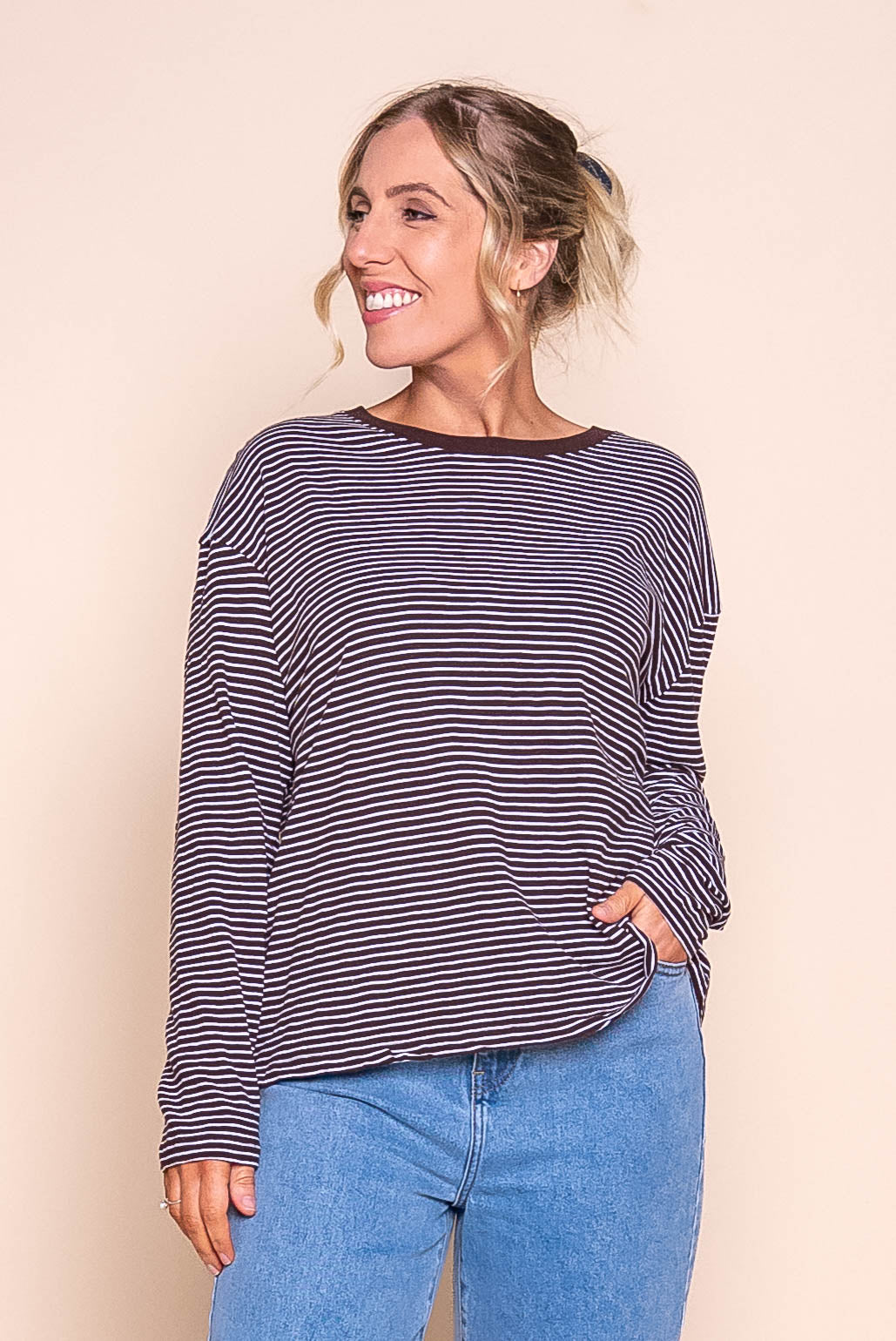 Hutch L/S Tee in Coffee/White Stripe - Foxwood