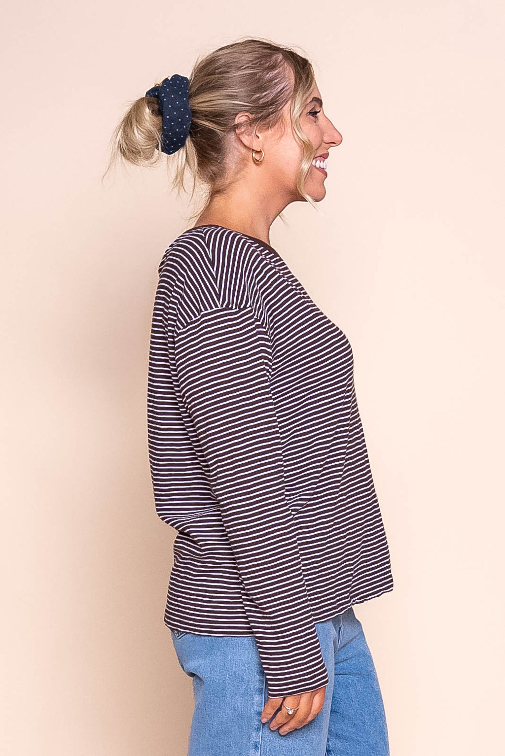 Hutch L/S Tee in Coffee/White Stripe - Foxwood