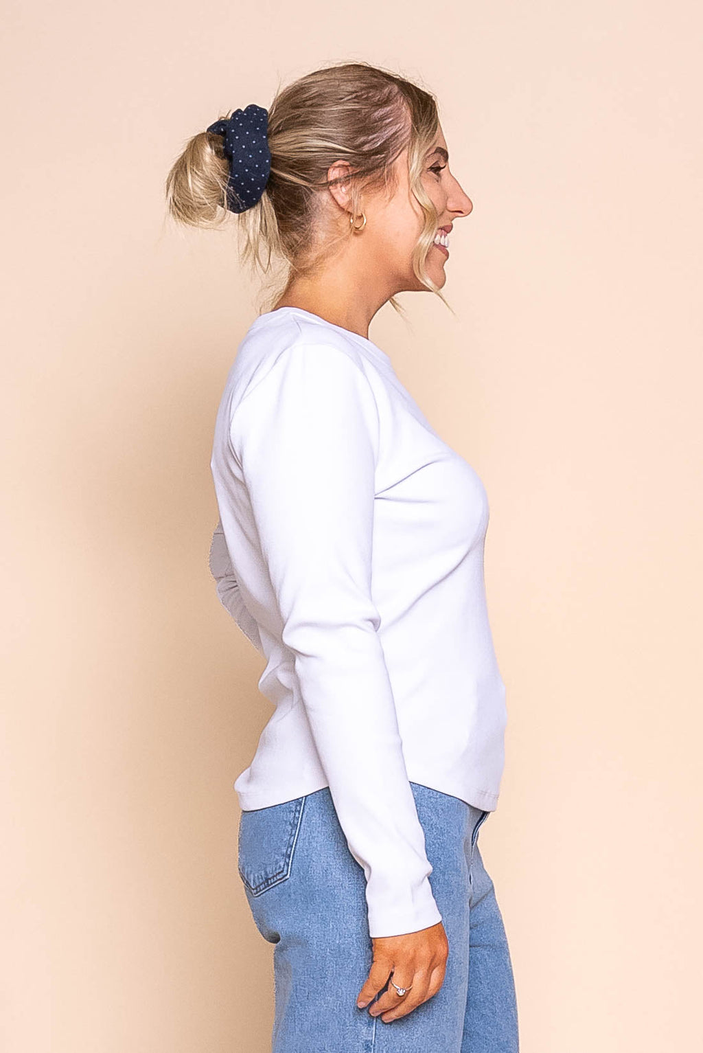 Scoop L/S Rib Tee in White - Foxwood