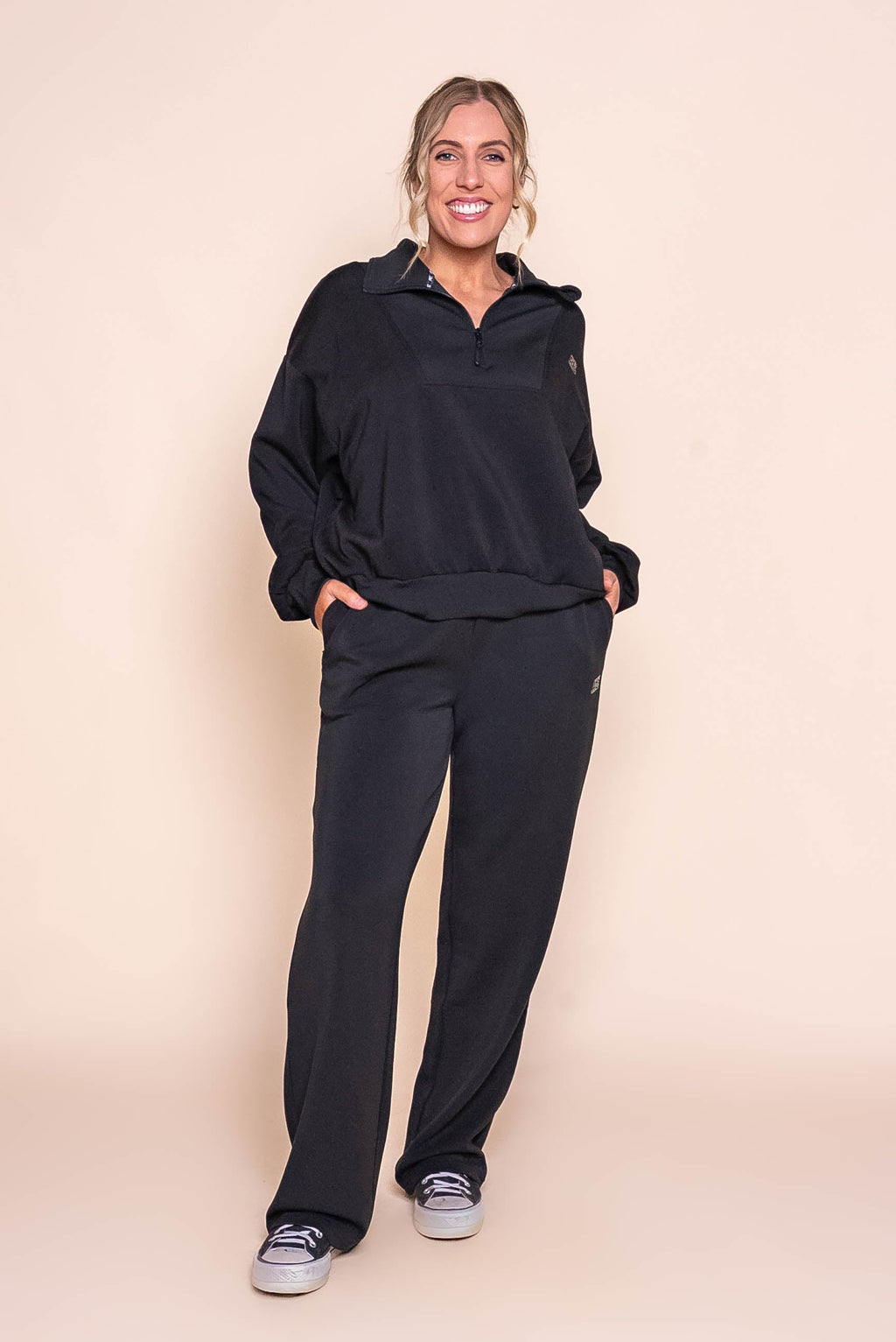 Luxe Active 1/4 Zip Crew in Black - All About Eve