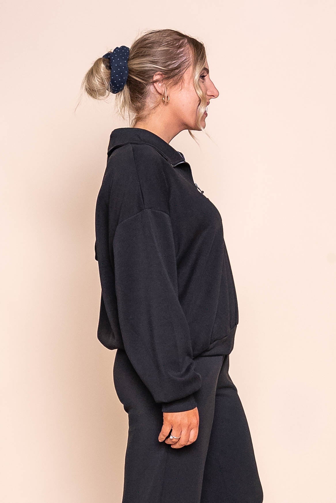 Luxe Active 1/4 Zip Crew in Black - All About Eve