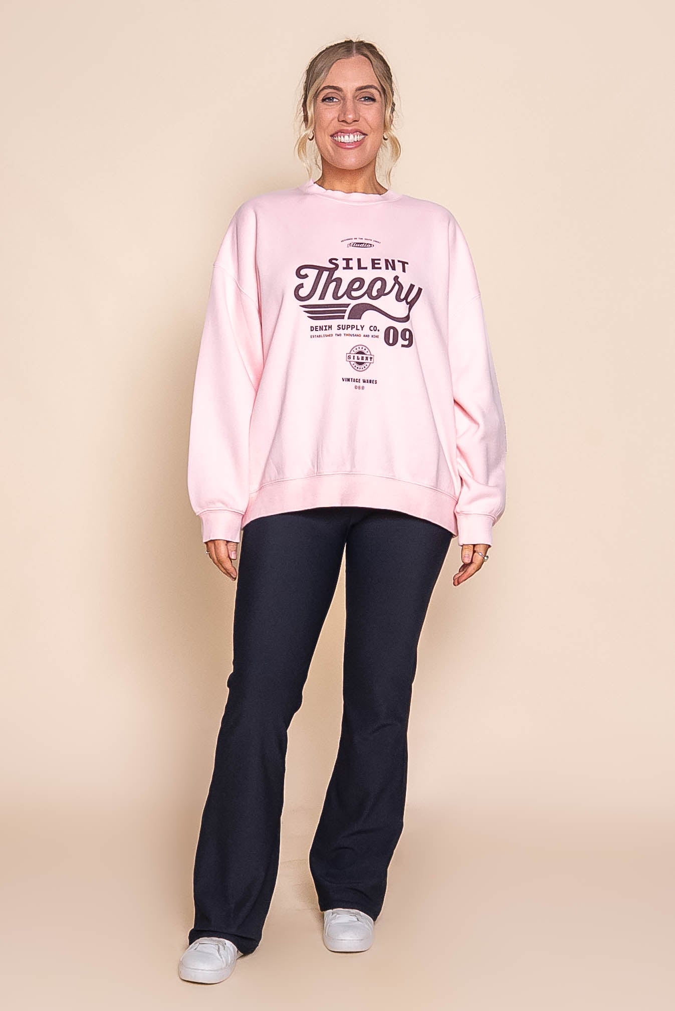 Emblem Crew in Pink - Silent Theory