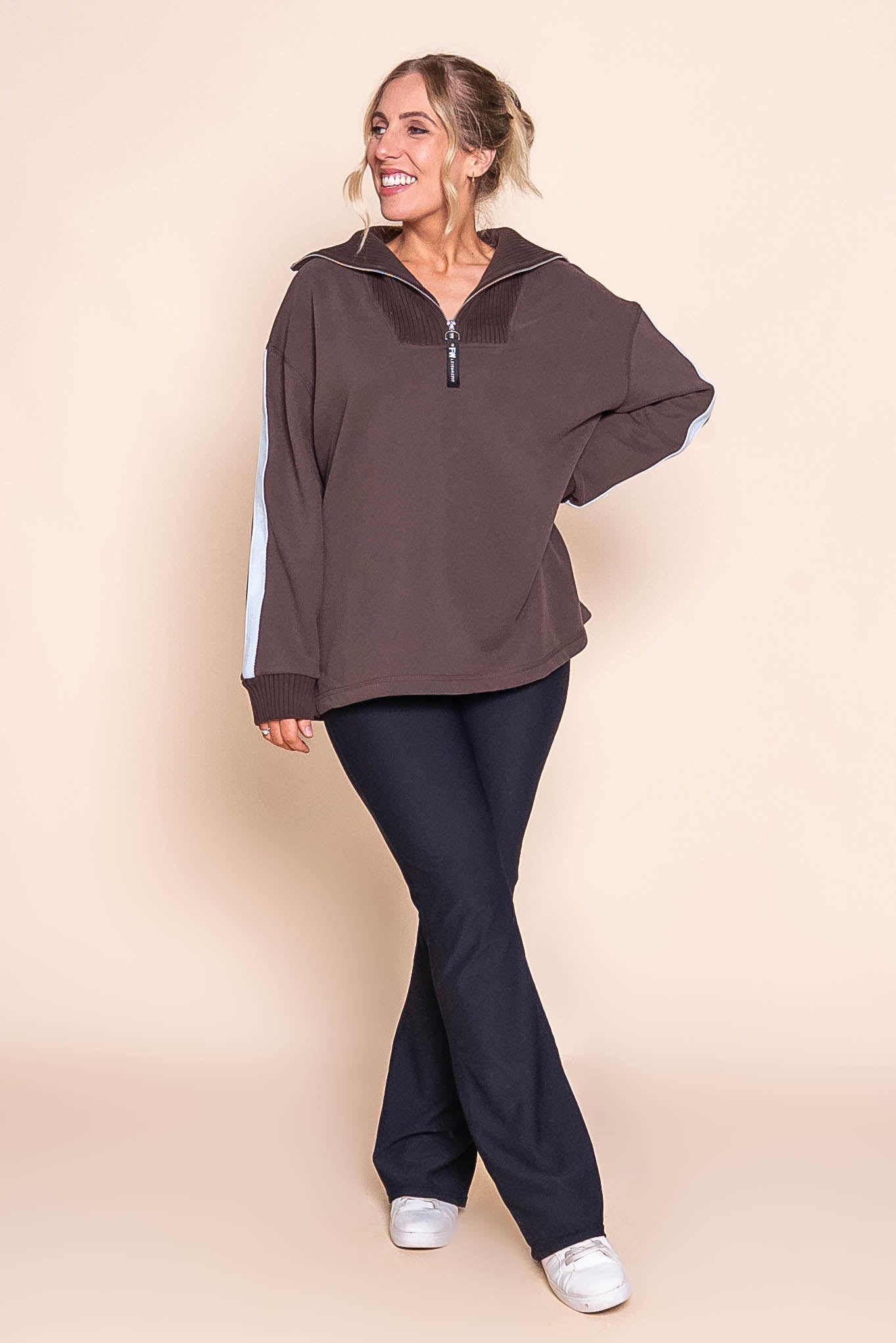 Knit Collar Crew in Coffee - Foxwood