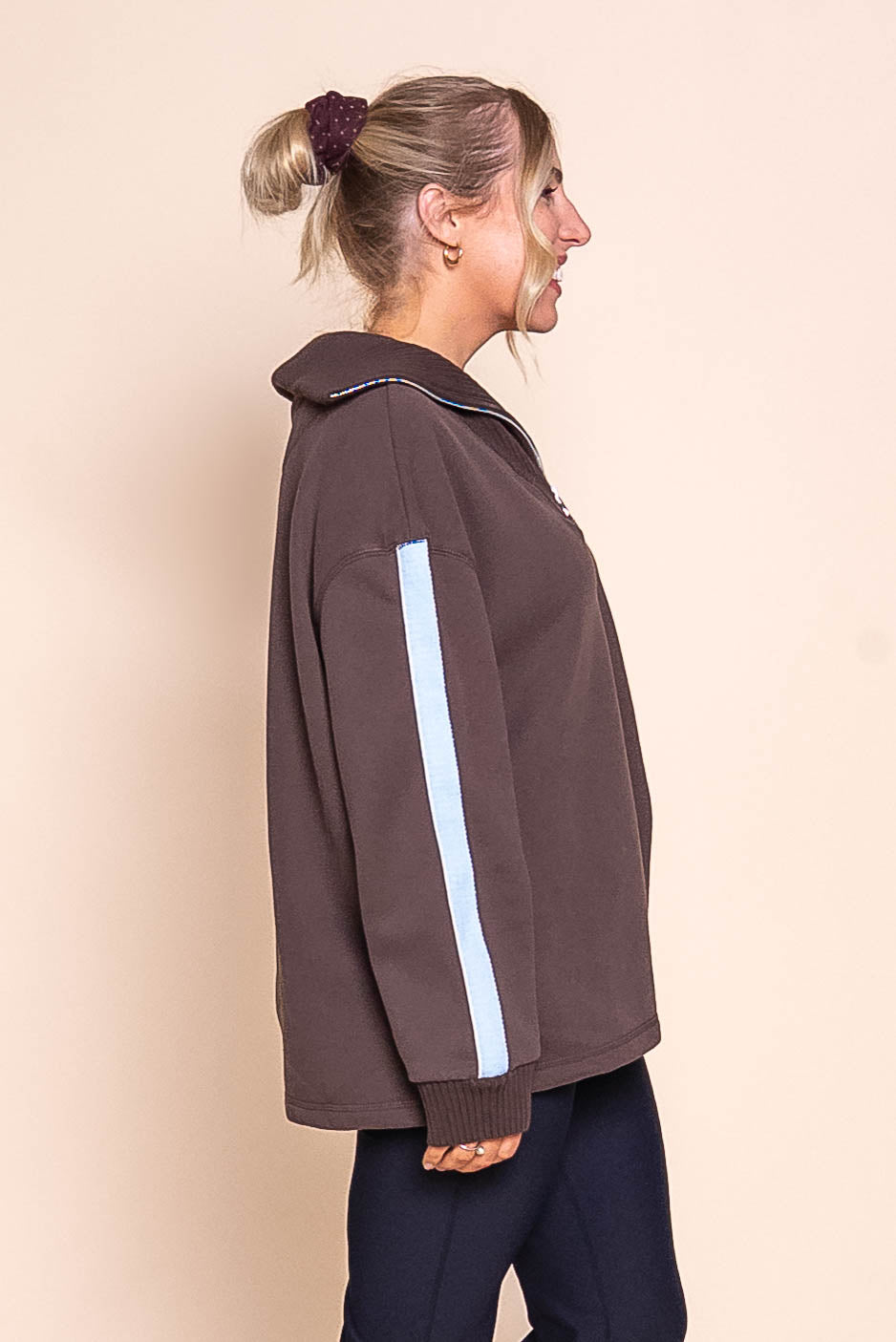Knit Collar Crew in Coffee - Foxwood
