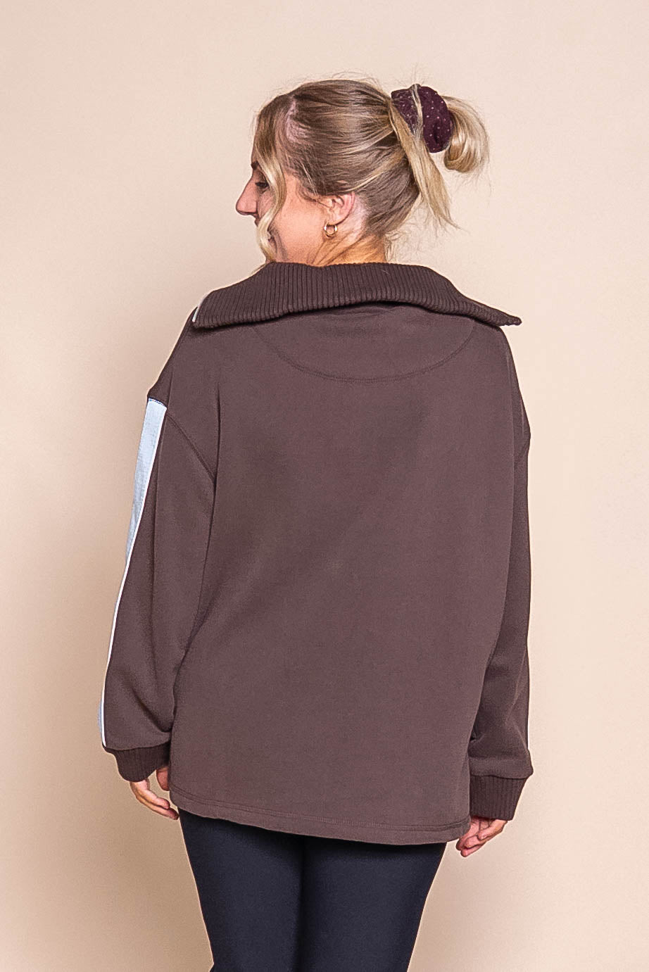 Knit Collar Crew in Coffee - Foxwood
