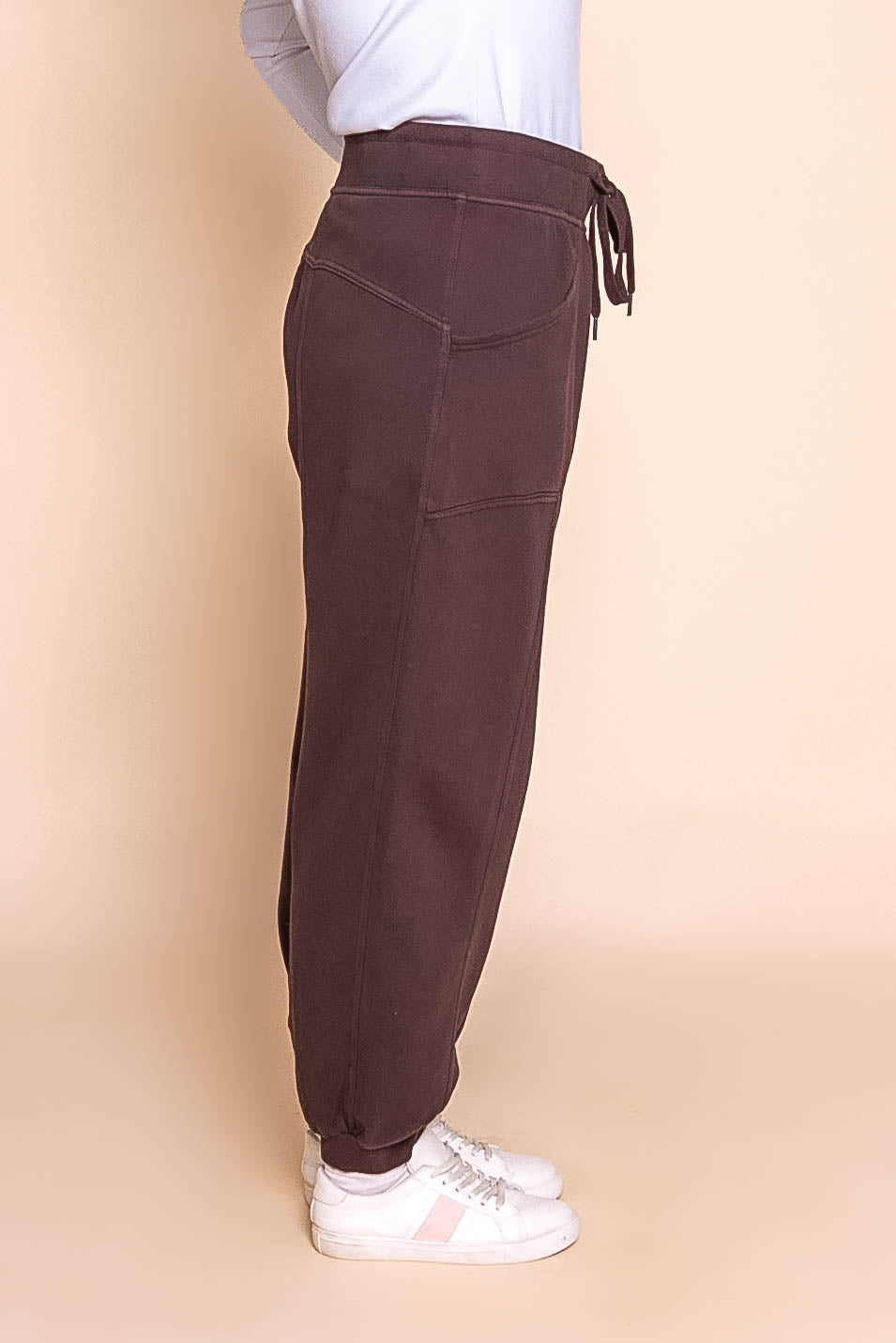 Leo Trackpants in Coffee - Foxwood