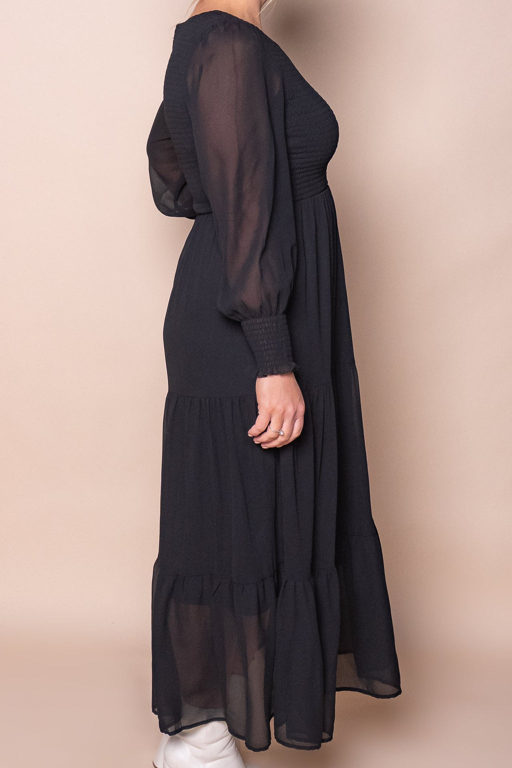 Winena Maxi Dress in Black