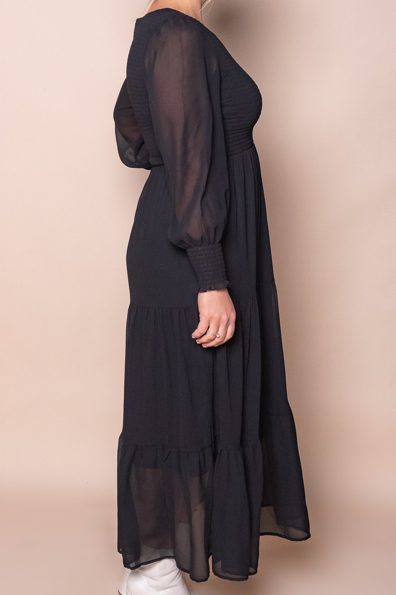 Winena Maxi Dress in Black