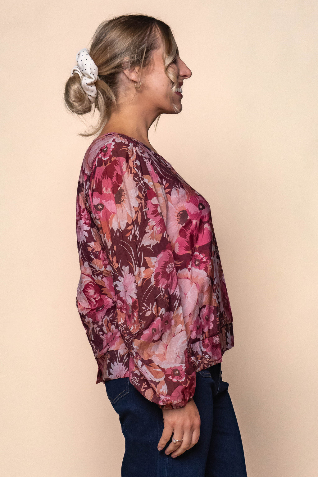 Darcy Floral Top in Burgandy