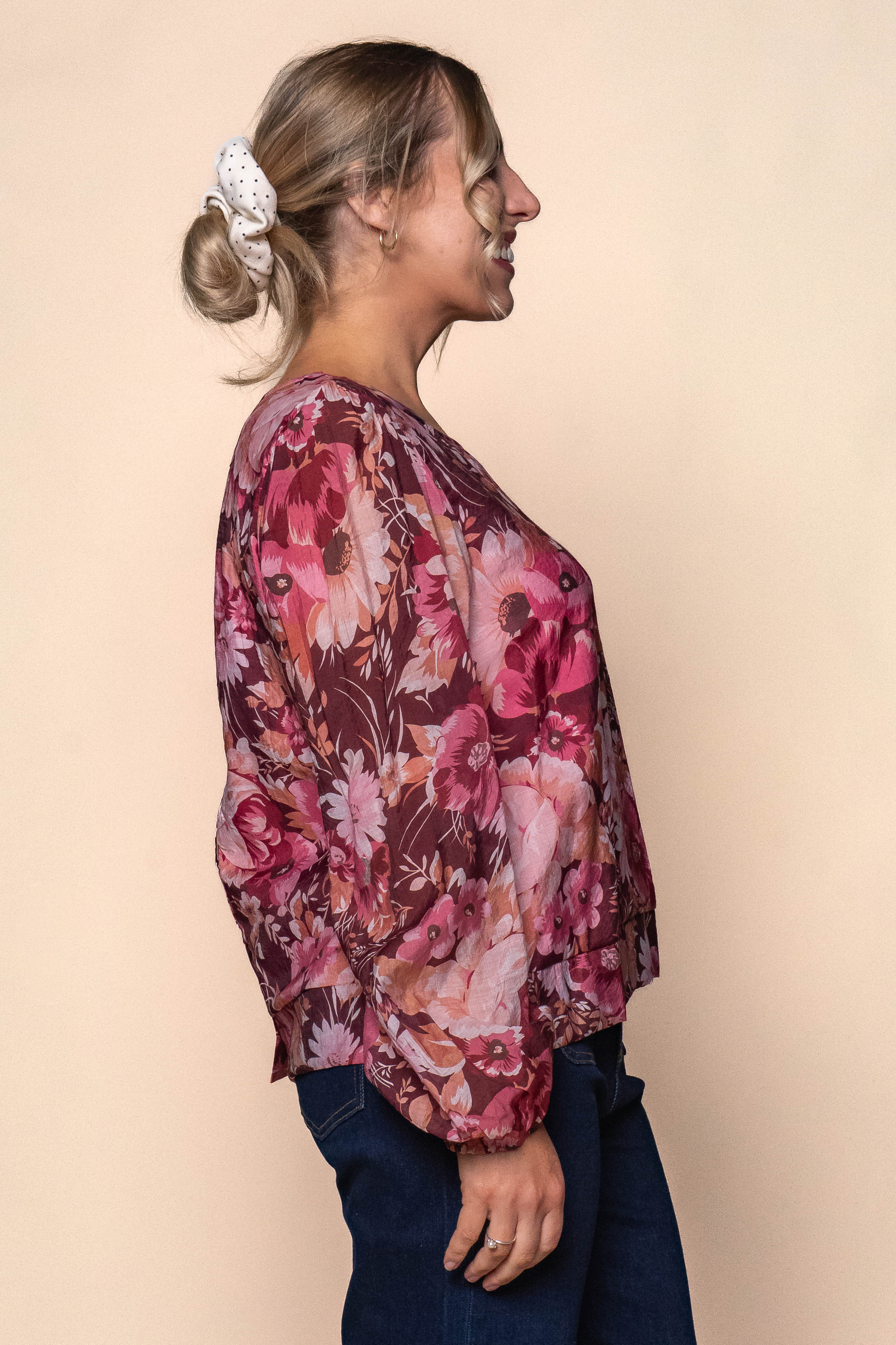 Darcy Floral Top in Burgandy