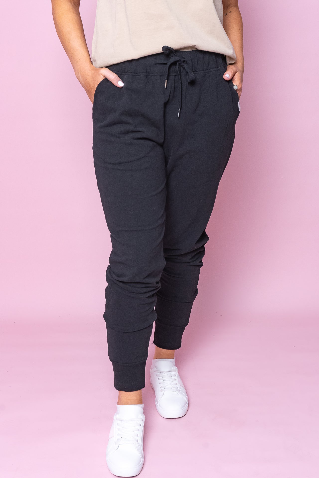 Lazy Days Joggers in Black - Foxwood