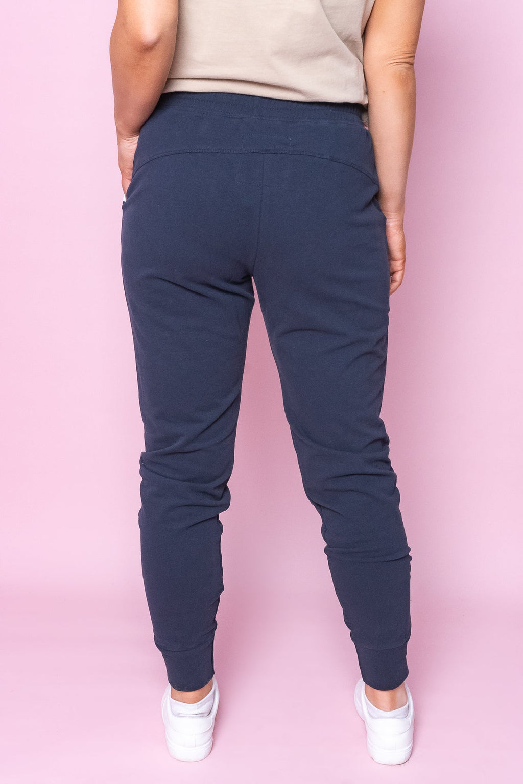 Lazy Days Joggers in Navy - Foxwood