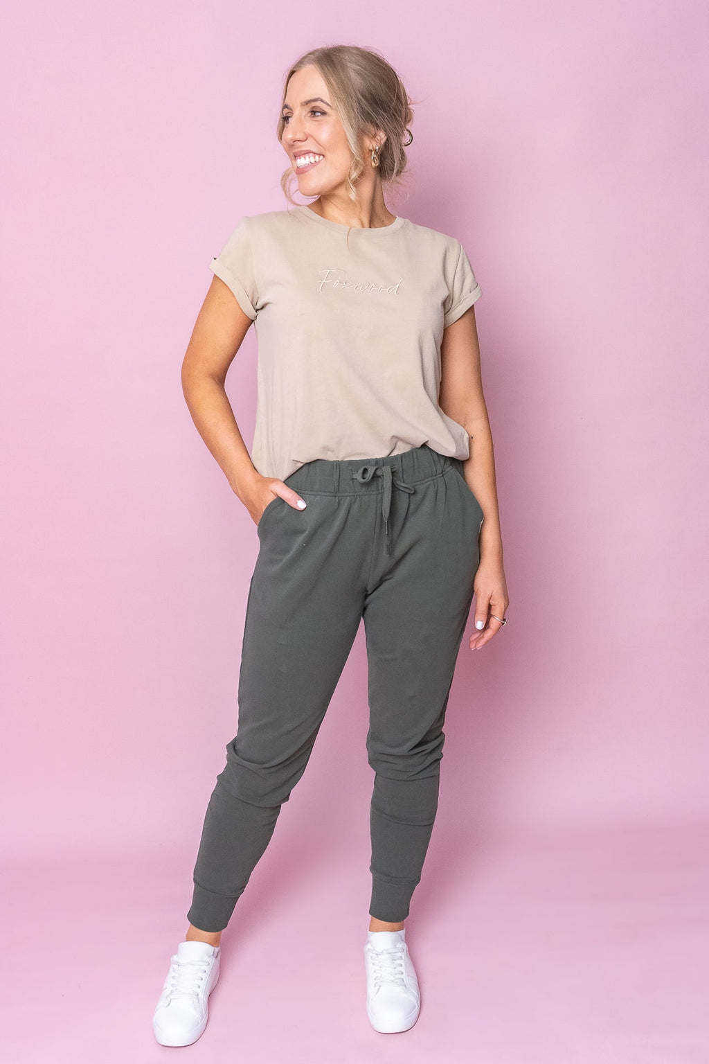 Lazy Days Joggers in Khaki - Foxwood