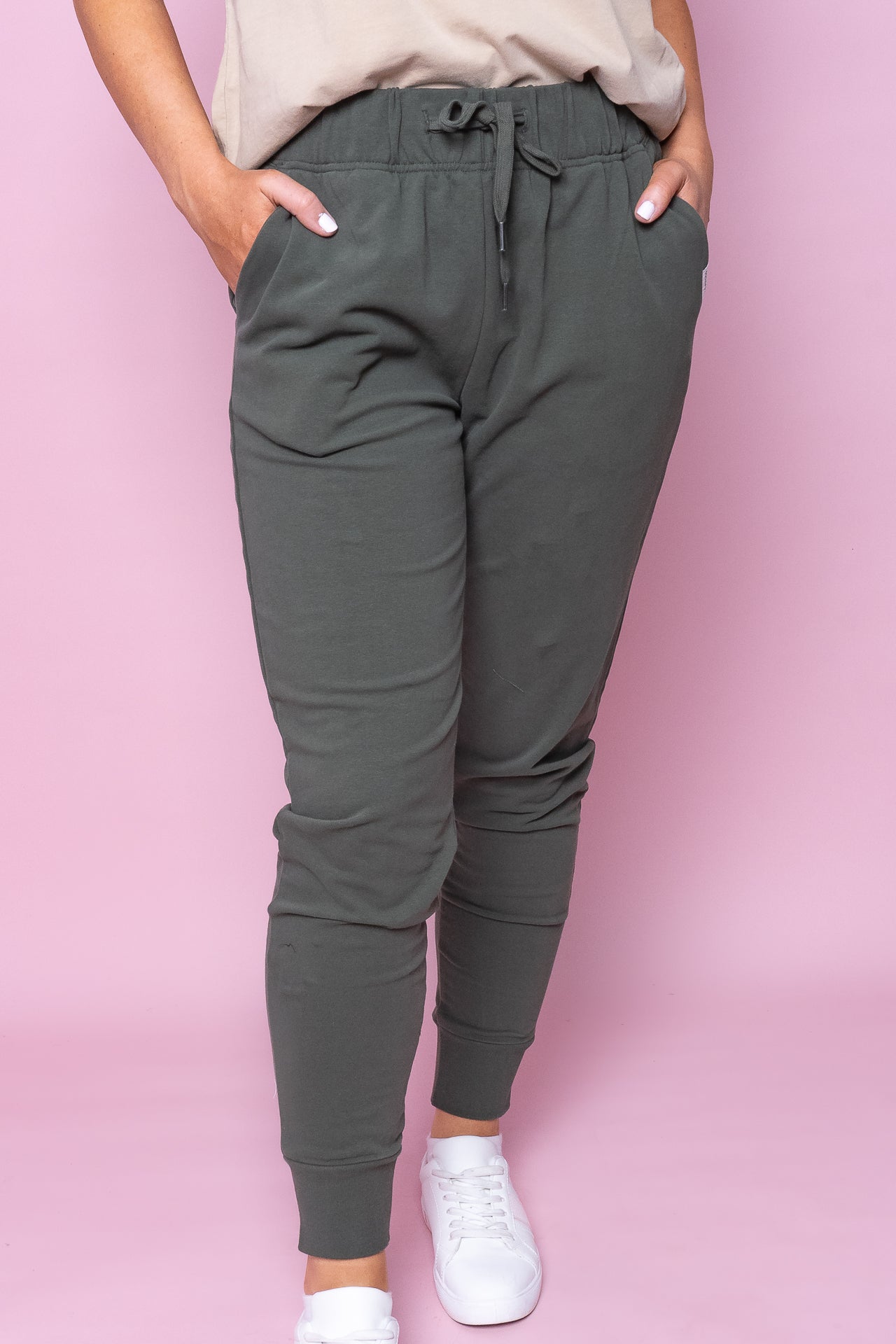 Lazy Days Joggers in Khaki - Foxwood