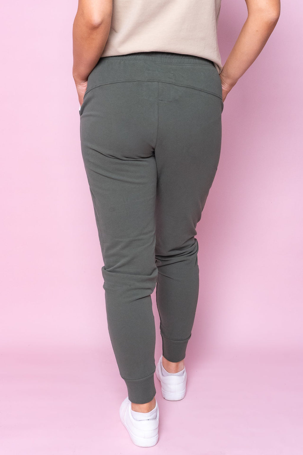 Lazy Days Joggers in Khaki - Foxwood
