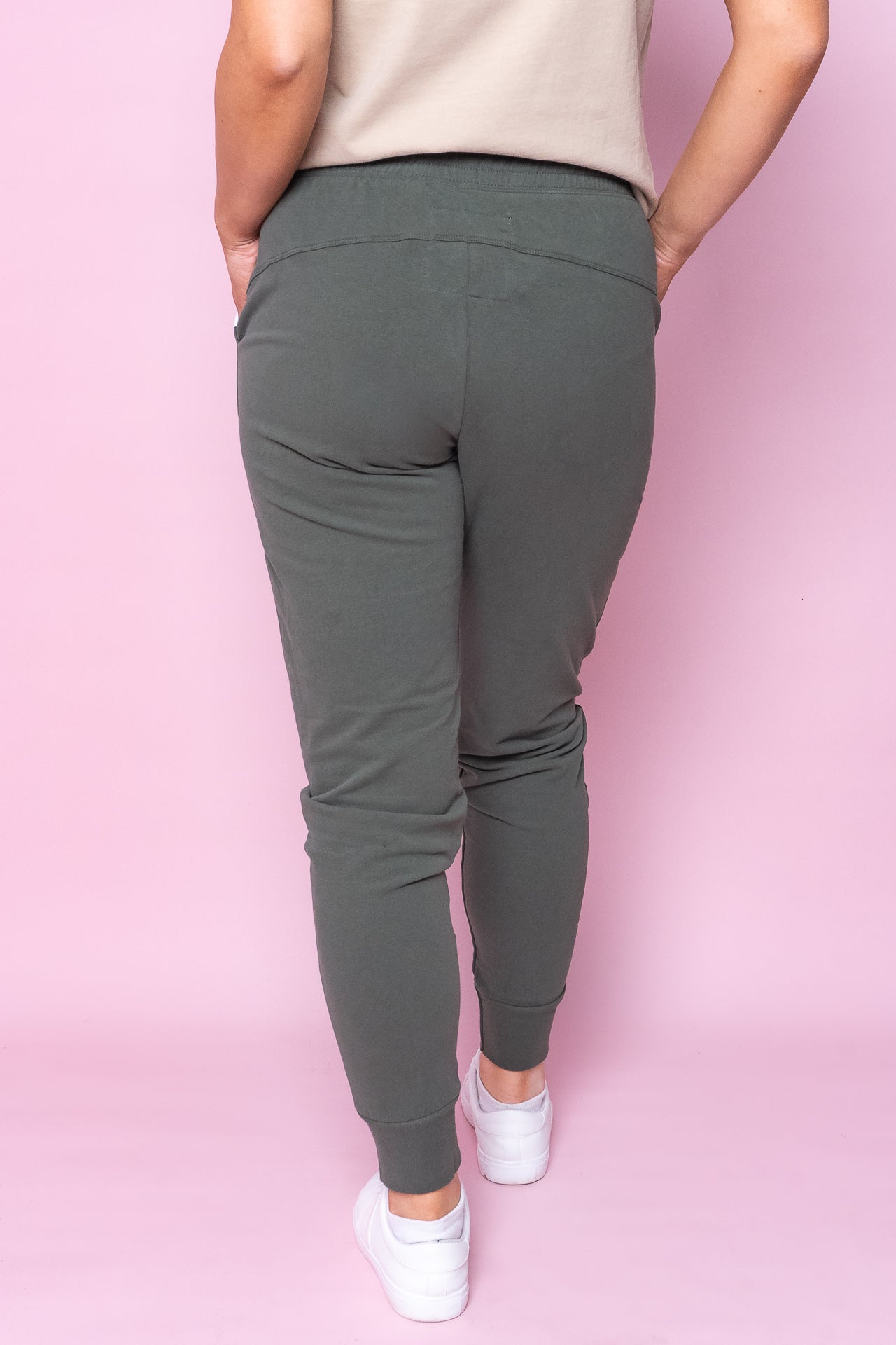 Lazy Days Joggers in Khaki - Foxwood