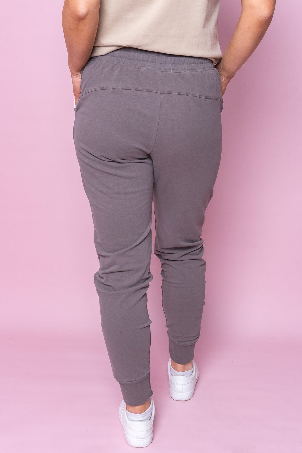 Lazy Days Joggers in Stone - Foxwood