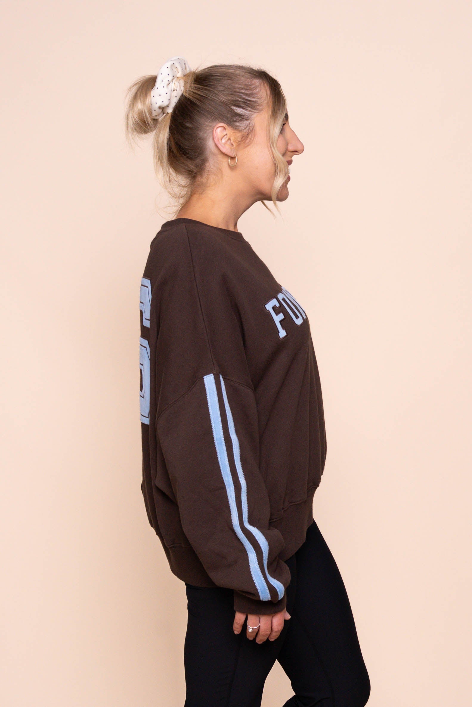 Elevated Sunday Crew in Coffee/Light Blue - Foxwood