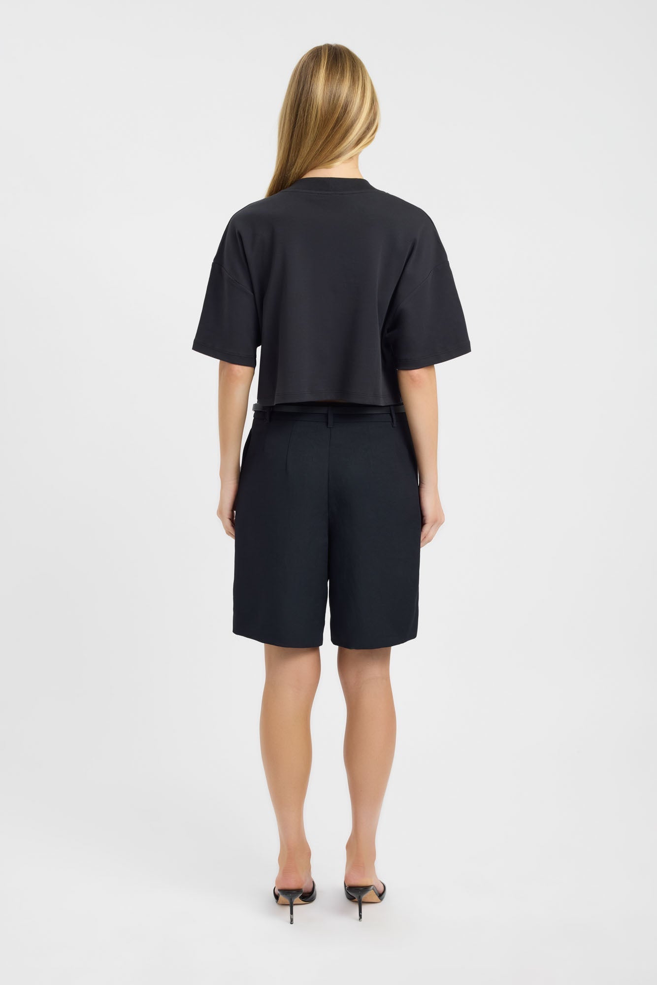 Halo Cropped Tee