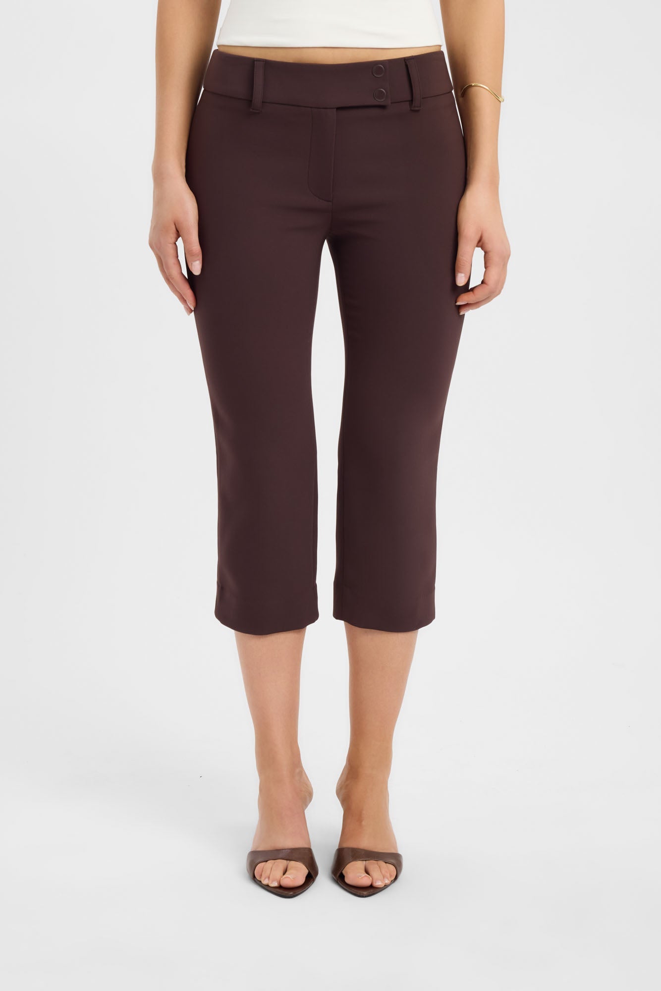 Alto Tab Capri Pant
