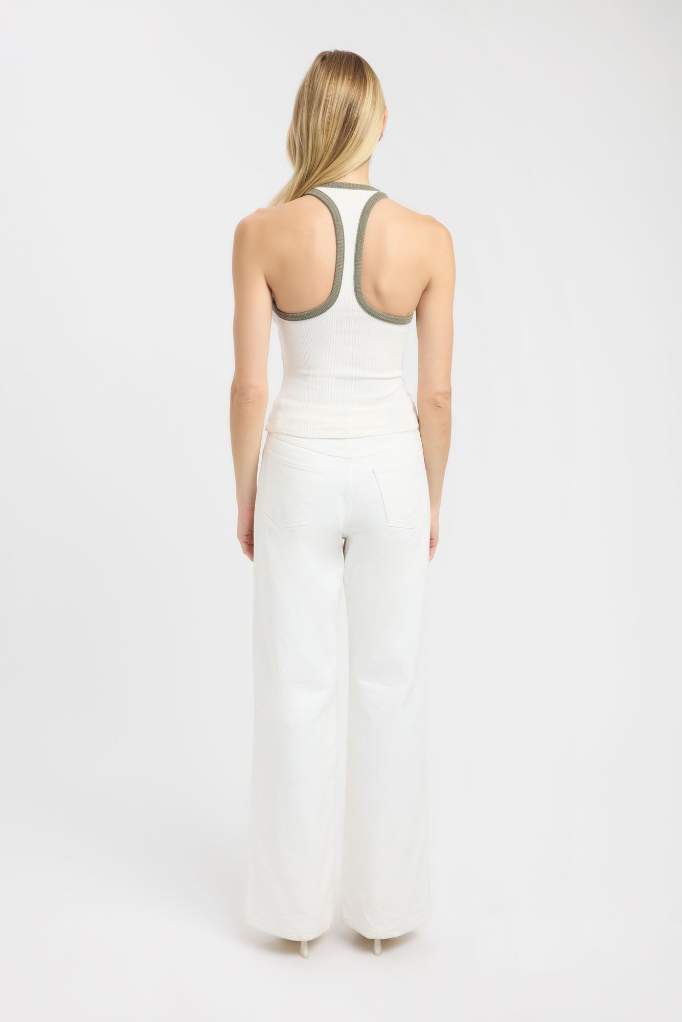 Sky Contrast Tank