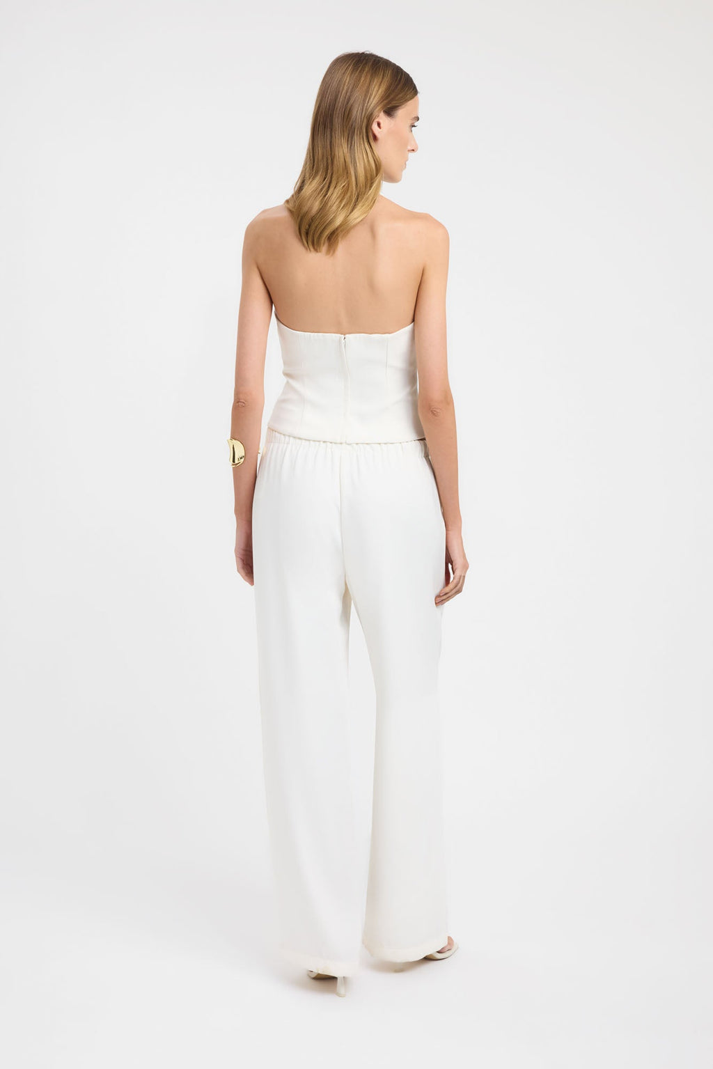 Alto Halter Cut Out Top