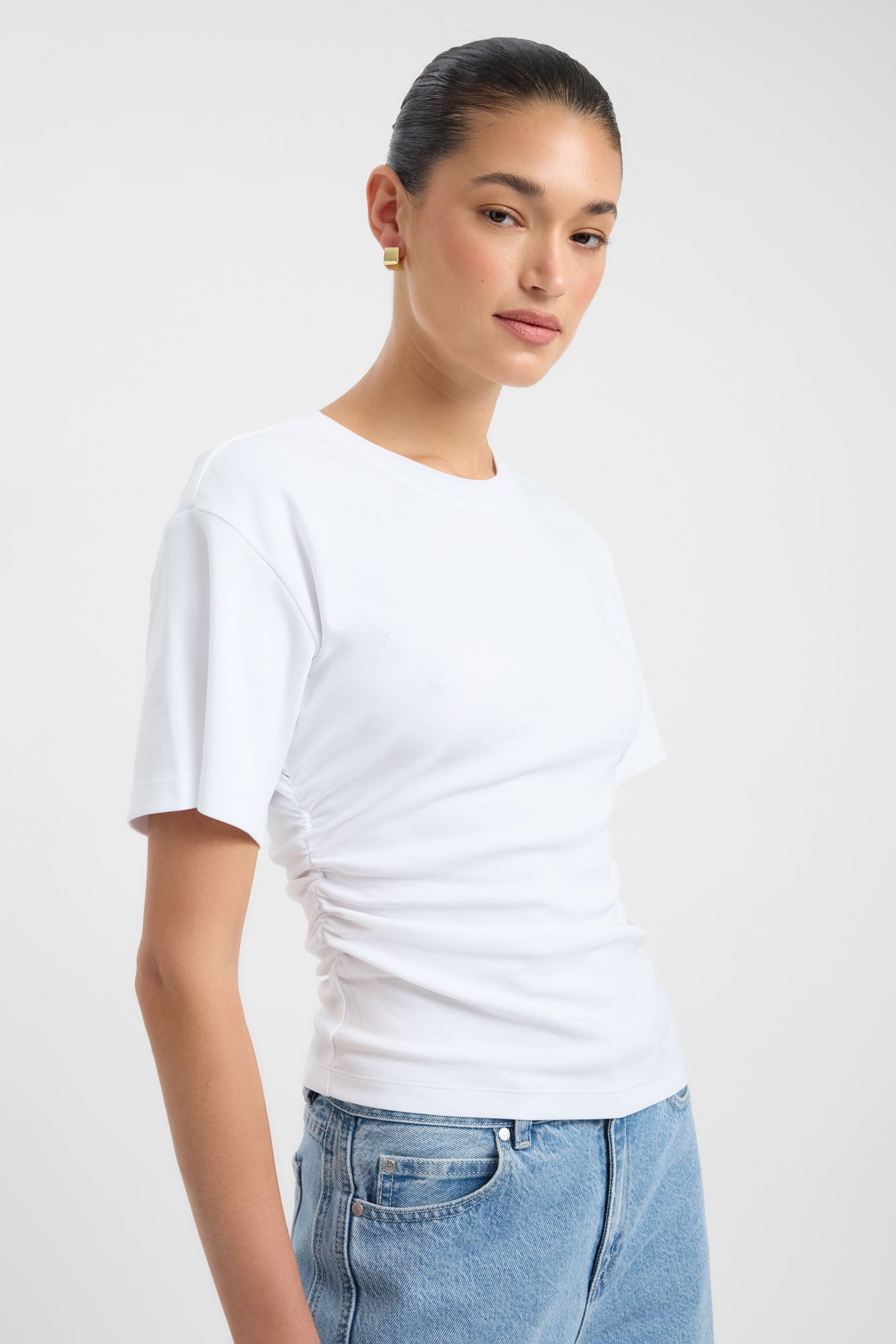 Nova Tee