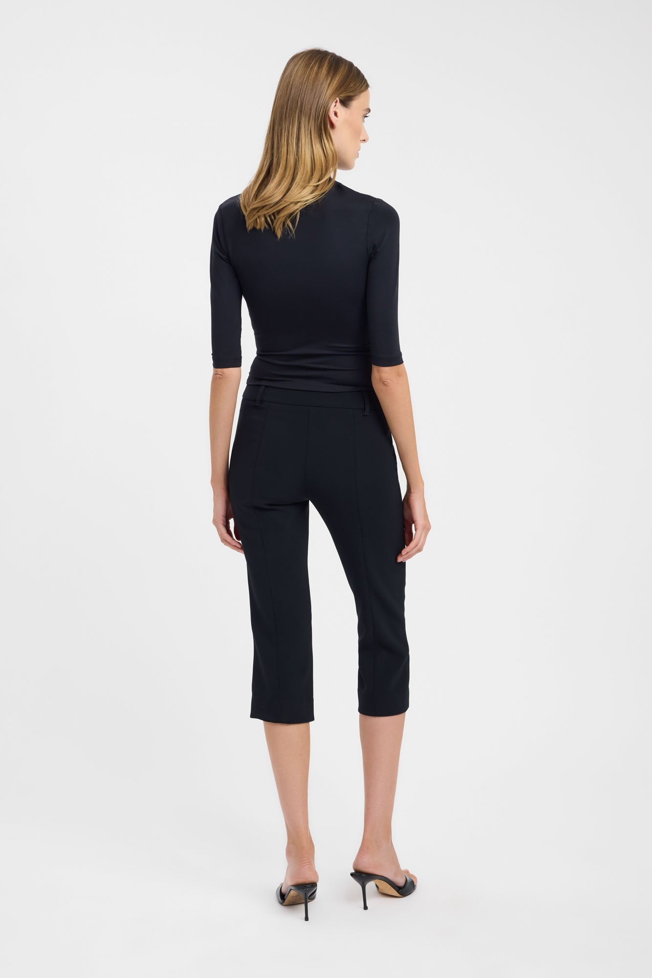 Alto Tab Capri Pant